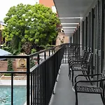 Four Points By Sheraton French Quarter Hotel 4*