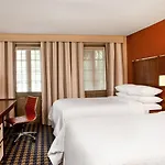 Four Points By Sheraton French Quarter Hotel