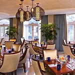 Hotel Four Points By Sheraton French Quarter 4*