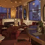 Hotel International House