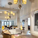 Hotel International House