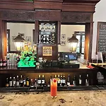 Le Richelieu In The French Quarter