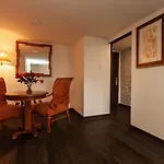 Inn Le Richelieu In The French Quarter 3*