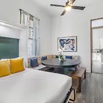 Delightful Canal Street Family In Mid-city Holiday home *
