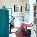 3br Gorgeous Paris Penthouse Sleeps 5 W Balcony, Fq, Streetcar!! Apartment *