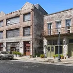 Warehouse District Intimate One Bedroom