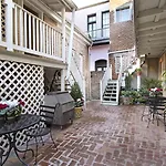 On Ursulines, A French Quarter 3* New Orleans