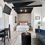 Saint Philip 3* New Orleans