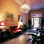 The Olivier House Hotel
