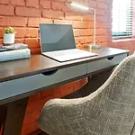 Apartment Group Getaway - 2 Modern 3br-2ba Warehouse Flats - 6 Bedrooms & 4 Baths Total *
