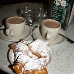Comfortable Rooms Near All Nola Hot Spots New Orleans