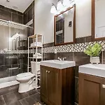 Aparthotel Modern, Spacious With Luxury Amenities New Orleans