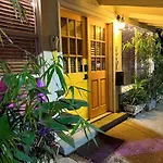 Chic 1Br Loft Wking Bed & Full Kitchen Near Ferry