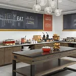 Hotel Hampton French Quarter Market Area
