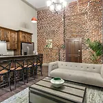 Aparthotel Chuck's Place 2*