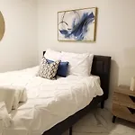 Hotel 7 Br- Sleeps 15! Famous Lakefront Amazing Property! New Orleans