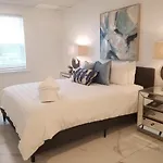 7Br- Sleeps 15! Celebrity Villa! Great Rates!!