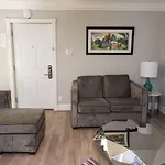 Frenchmen 2Br W Pool, Hot Tub & Free Parking