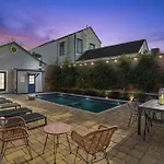 Historic 8Br Inn With Pool Hot Tub