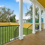 Festival Season Holiday home *