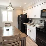 Frenchmen 2br W Pool & Free Parking Aparthotel New Orleans
