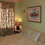 Hotel Lion's 3*