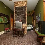 Inn The Lookout