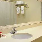 Super 8 By Wyndham Hotel 2*