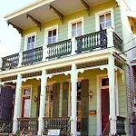Garden District Bed & Breakfast 3*