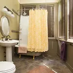 The Lookout Inn 3*