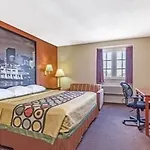 Super 8 By Wyndham Hotel 2*