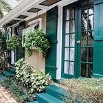 Hotel Lion's New Orleans