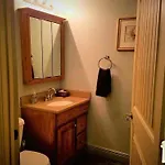 Lion's Hotel 3*