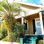 Lion's Hotel New Orleans