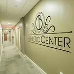 2br Spacious Downtown Apartment *