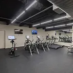 Apartment 2br Spacious Downtown *