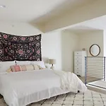 Sonder The Esplanade