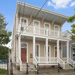 Carondelet St.
