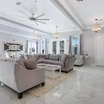 Stunning Penthouse In The Heart Of The *