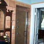 Oakview Bed & Breakfast 4*