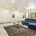 Modern, Spacious With Luxury Amenities Aparthotel New Orleans