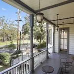 Bed & Breakfast Oakview 4*