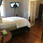 Oakview Bed & Breakfast New Orleans