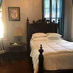 Bed & Breakfast Oakview 4*
