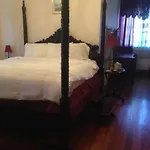 Oakview Bed & Breakfast New Orleans