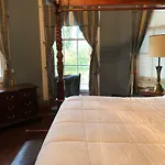 Bed & Breakfast Oakview 4*
