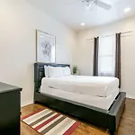 Modern, Spacious With Luxury Amenities 3*