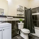 Modern, Spacious With Luxury Amenities Aparthotel
