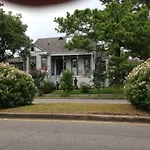 Bed & Breakfast Oakview 4*