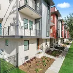 New Construction Townhouse Near City Hot Spots